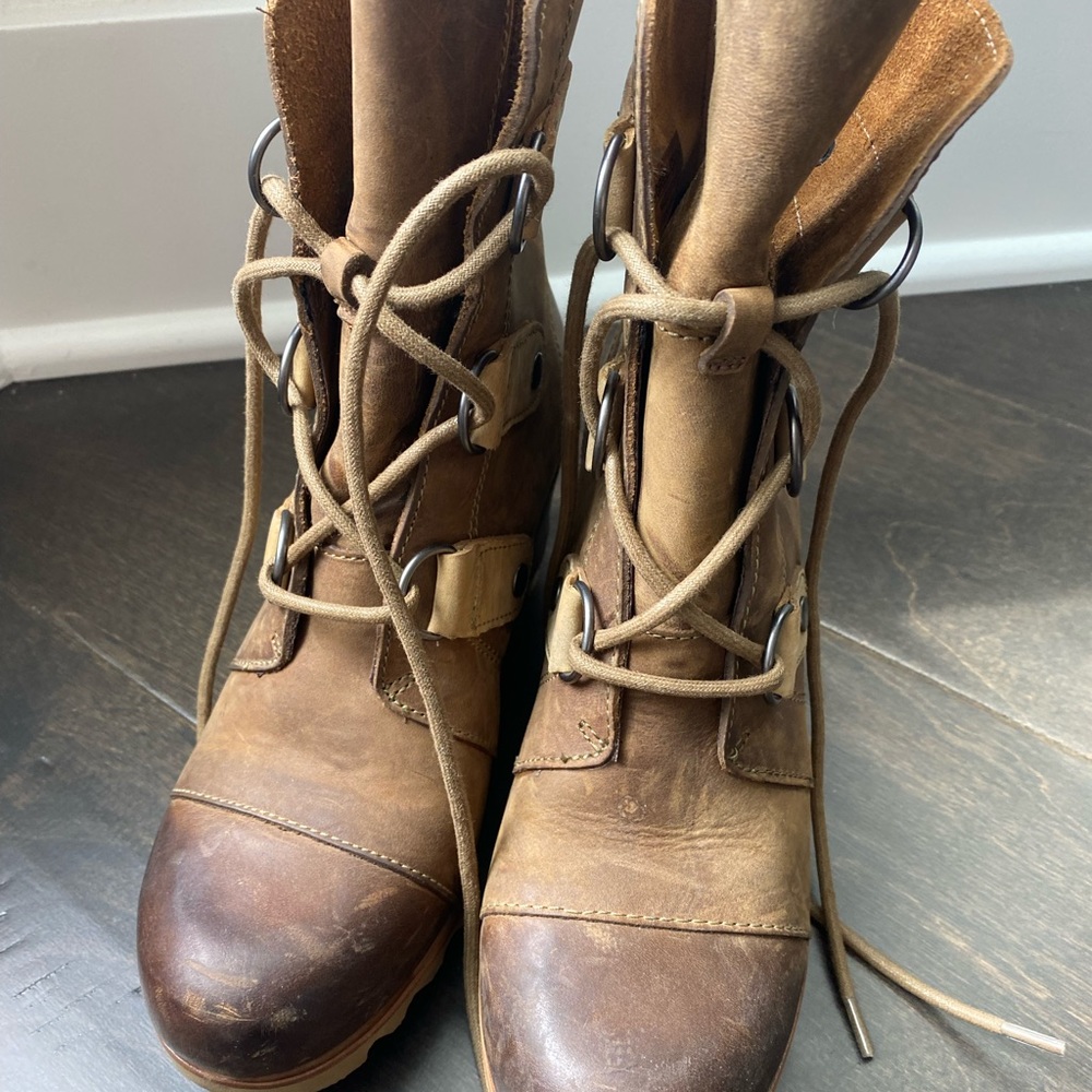 Sorel Joan of Arctic wedge boot